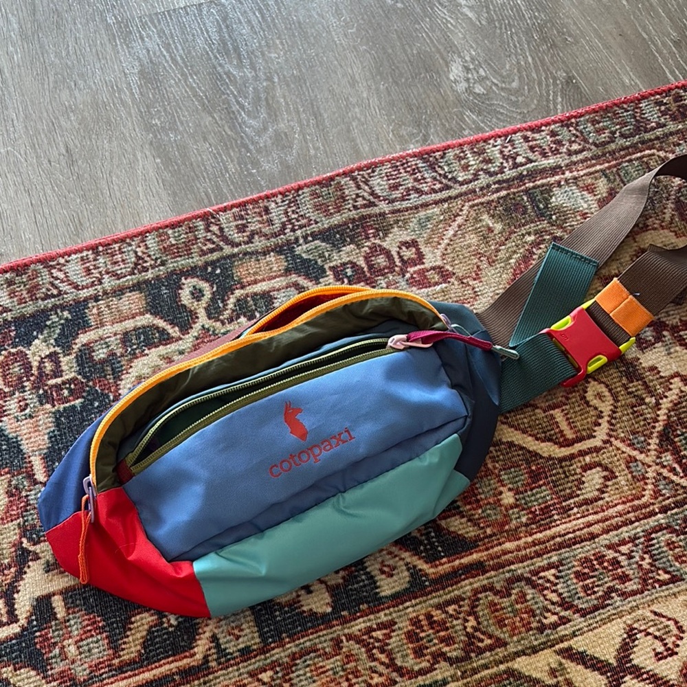 Cotopaxi Colorful Men's Belt Bag